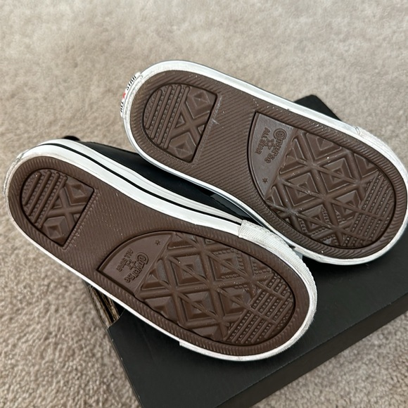 Converse
Chuck Taylor ® All Star® 2V Sneaker - Picture 4 of 6